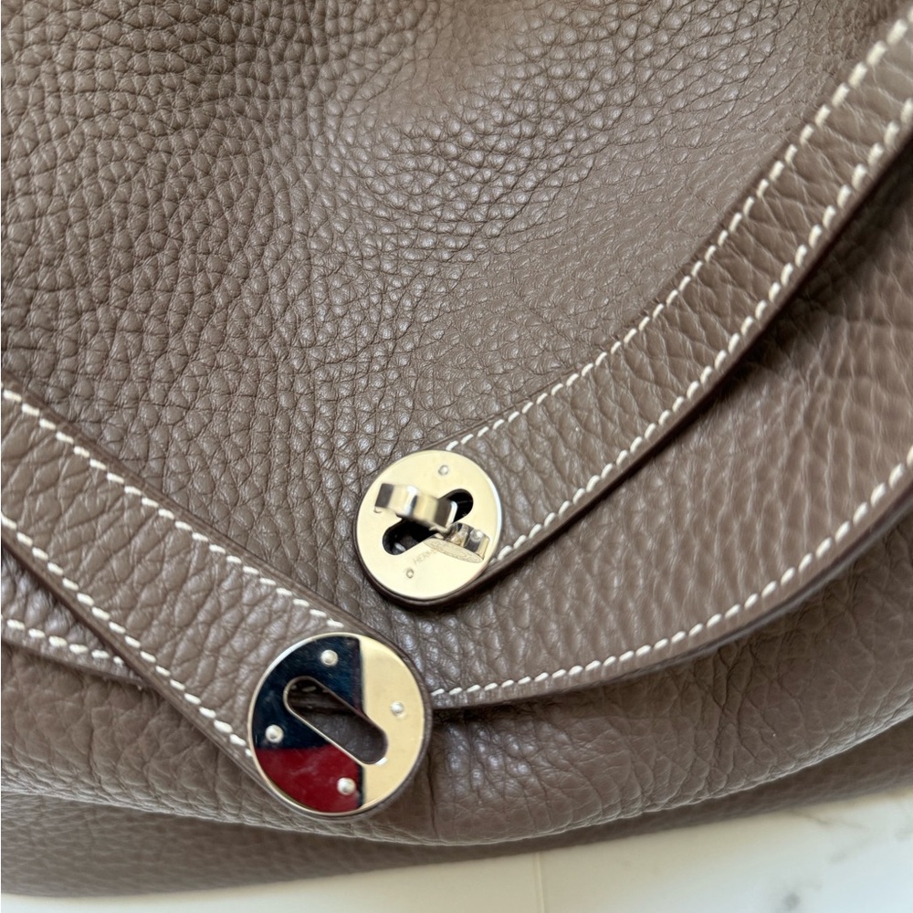 Sold Hermes Lindy Etoupe 34 - Picture 16 of 16